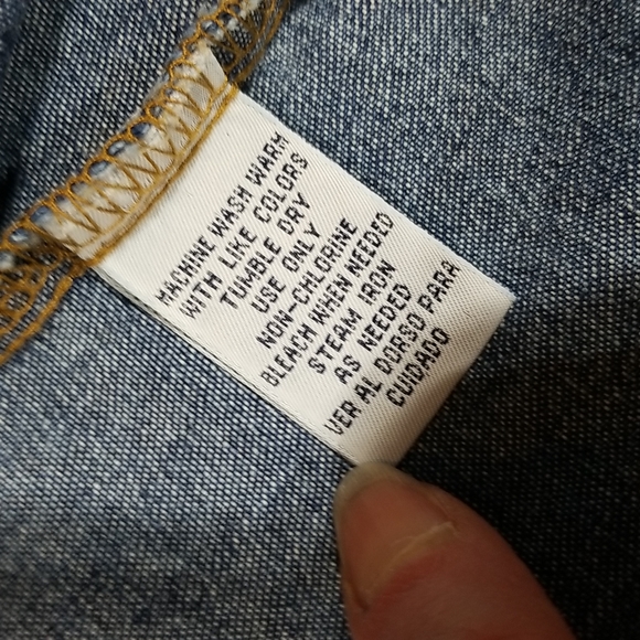 LACEY J DESIGNS Custom Upcycled Embroidered Ladybug Jean Jacket - Large Pockets - Picture 10 of 11